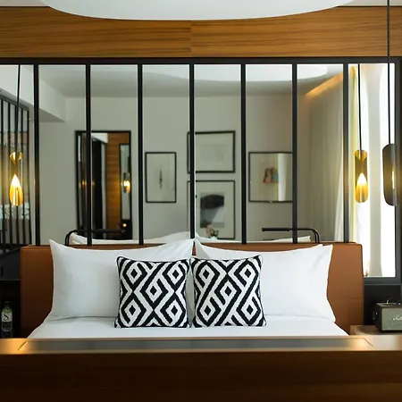 Renaissance Paris Republique Hotel&Spa-2